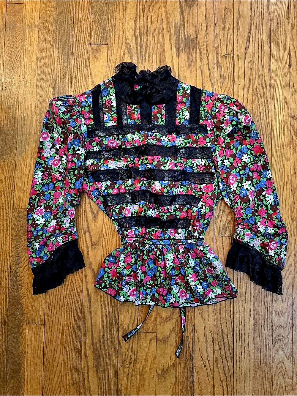 The Victorian Marc Jacobs Floral Peplum Blouse in Black Size 2 Like New